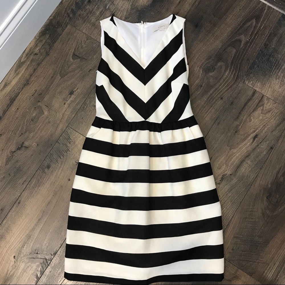 LOFT Chevron Striped Dress 00P